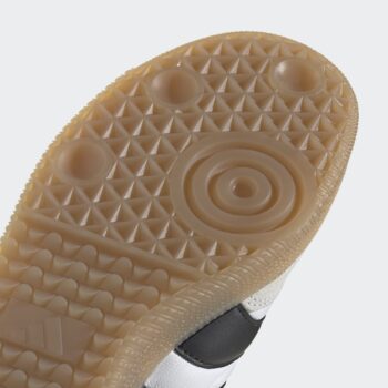 PREDATOR FREESTYLE FTWWHT/CBLACK/GOLDMT - Additional Image