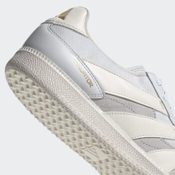 PREDATOR FREESTYLE FTWWHT/OWHITE/GOLDMT - Additional Image