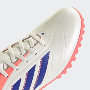COPA PURE III CLUB TF OWHITE/LUCBLU/SIGCOR - Additional Image